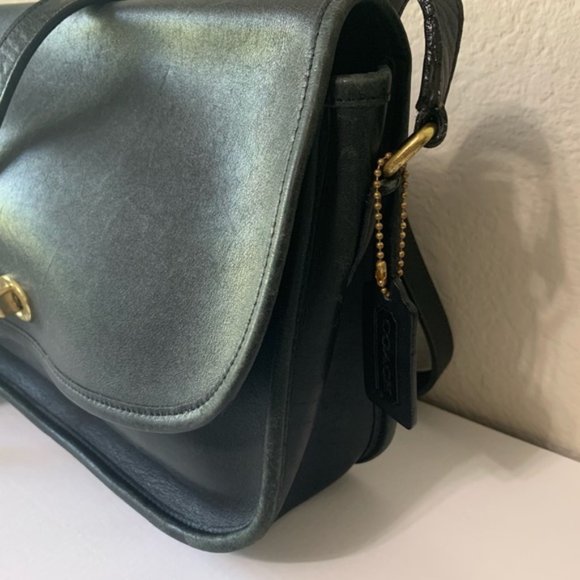 COACH Vintage Black Leather Cross body - Picture 2 of 8